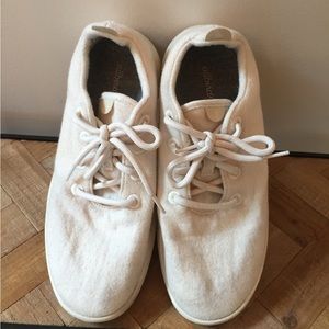 Allbirds wool running sneaker - cream white